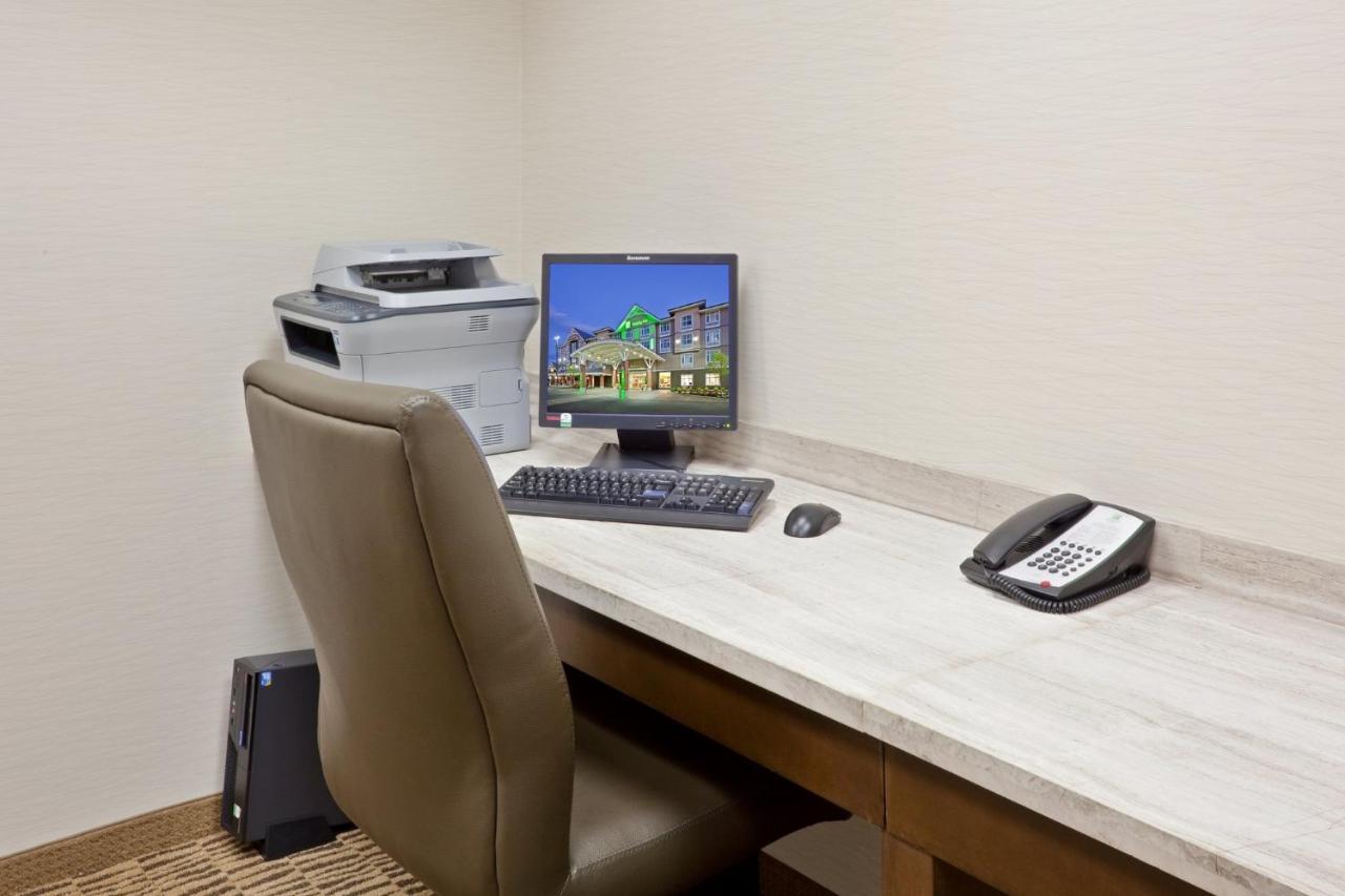 Holiday Inn Hotel & Suites Surrey East - Cloverdale By Ihg Luaran gambar