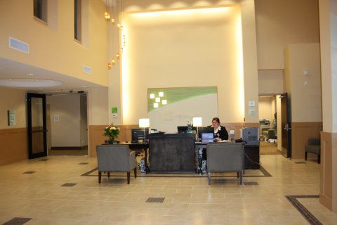 Holiday Inn Hotel & Suites Surrey East - Cloverdale By Ihg Dalaman gambar